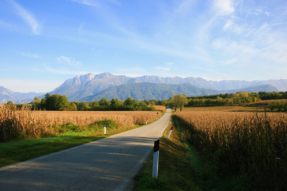 header-for-first-camping-trip-campanda-magazine